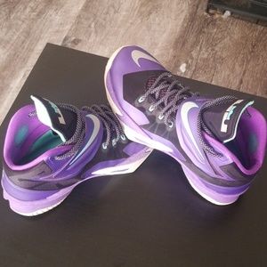 Nike Lebron Soldiers 8